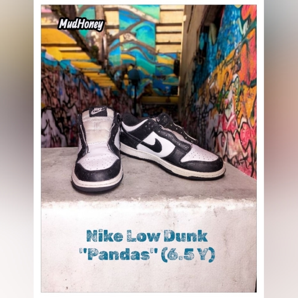 Nike Low Dunk 'Pandas' Sneakers (6.5 Youth)